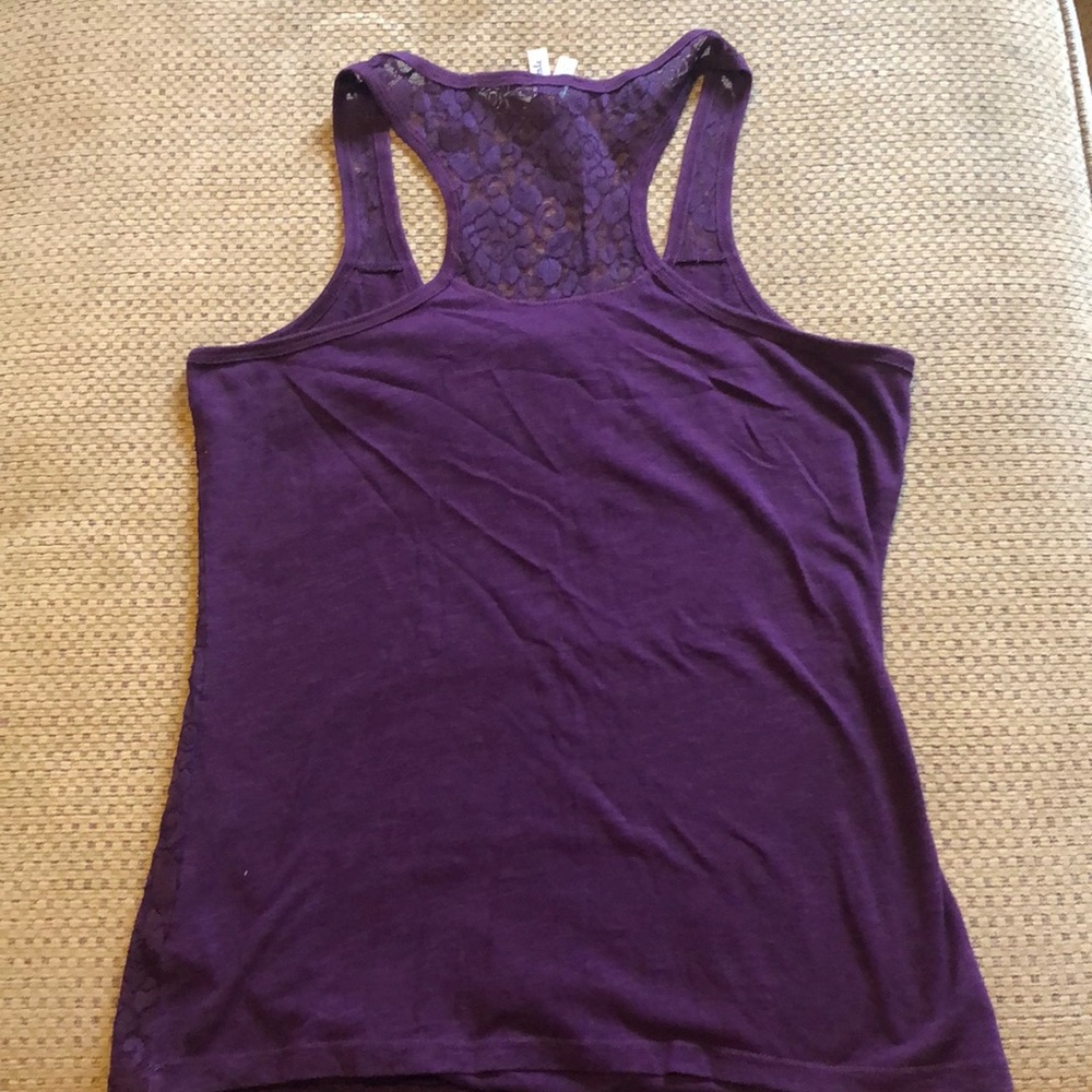 Tank top - Picture 2 of 3
